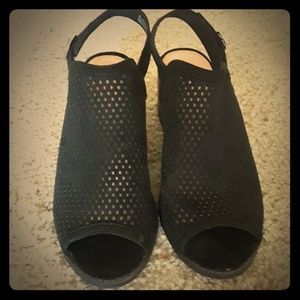 Kids Art Class heels, size 6